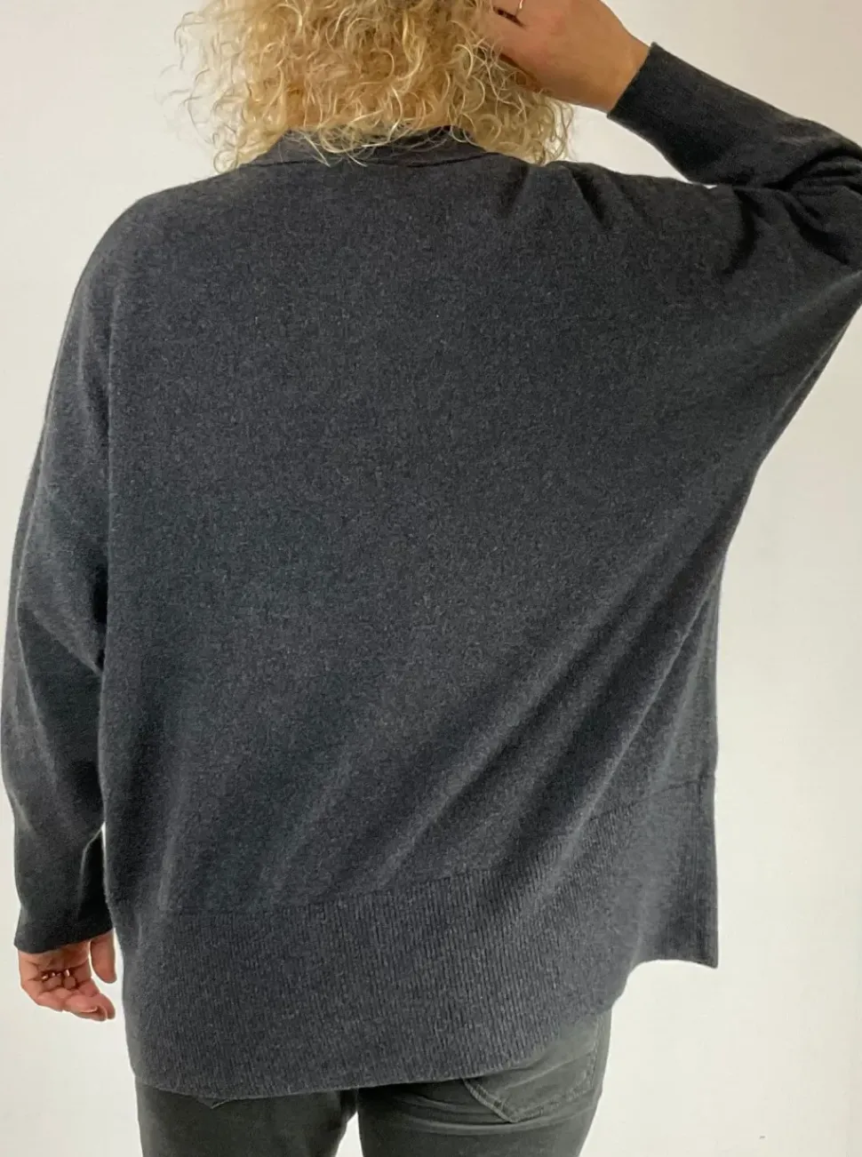 Caroline Boyfriend Cardigan charcoal