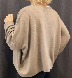 Caroline Crew cashmere Crew Sweater taupe