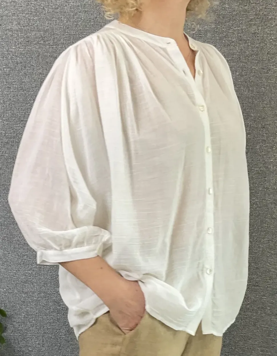 Diega Blouse Celeste white
