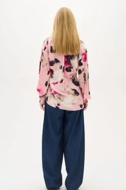InWear Shirt Vanilla pale pink flower clouds